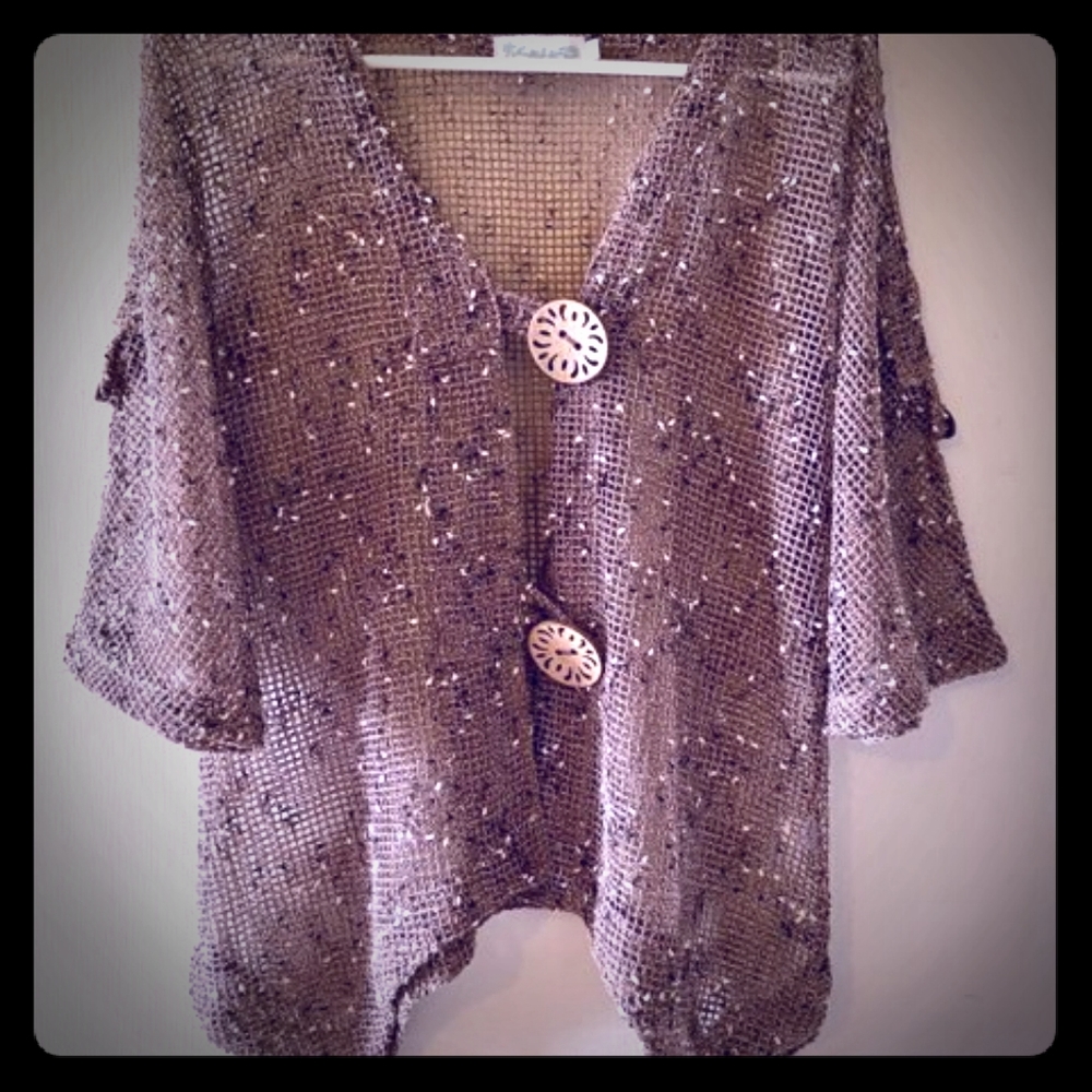 🍁Women's Topper - Worn Once - Fits Size 12🍁